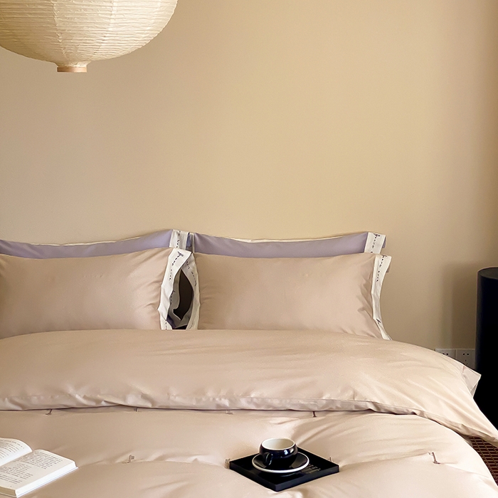 91家纺网 家纺一手货源 找家纺 赫帛 2024新款50s缎纹数码印花长绒棉四件套--钥匙系列 钥匙-浅咖色