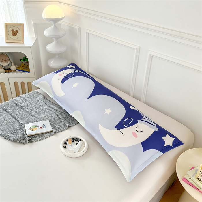 91家纺网 家纺一手货源 找家纺 梦舒羽 2025新款抗菌防水四季款枕套宿舍情侣枕芯套双人枕头套 防水单层枕套-月亮宝宝