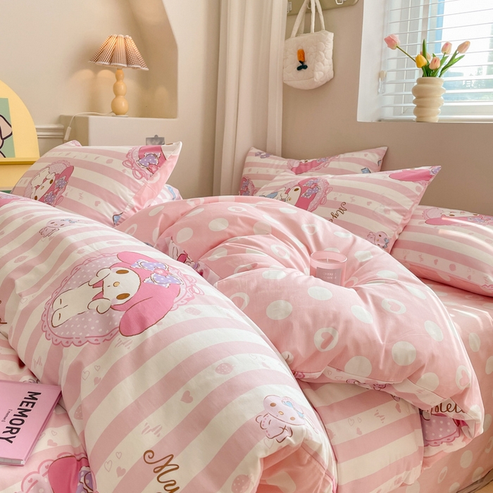 91家纺网 家纺一手货源 找家纺 博雅 2024新款全棉三丽鸥AB版活性印花四件套 甜甜美乐蒂