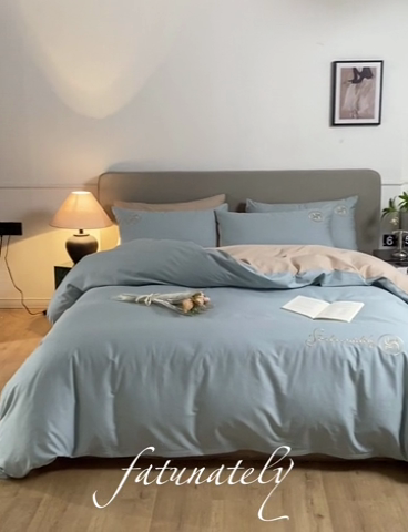 91家纺网 家纺一手货源 找家纺 梵克保罗 2024新款全棉轻奢纯色双拼刺绣四件套 星空灰