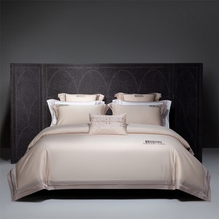 91家纺网 家纺一手货源 找家纺 （总）高大尚婚庆馆  2025春夏新品长绒棉高端绣花四件套-卡洛拉