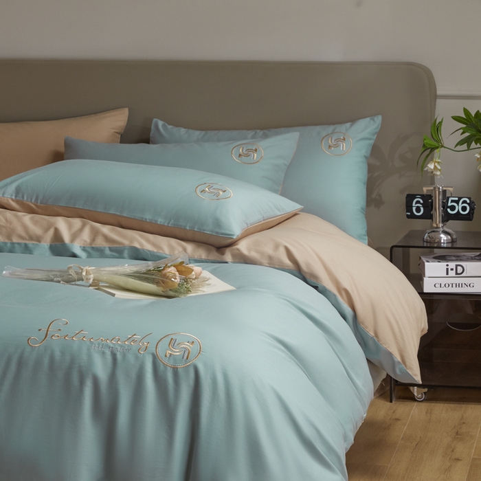 91家纺网 家纺一手货源 找家纺 梵克保罗 2024新款全棉轻奢纯色双拼刺绣四件套 繁星蓝