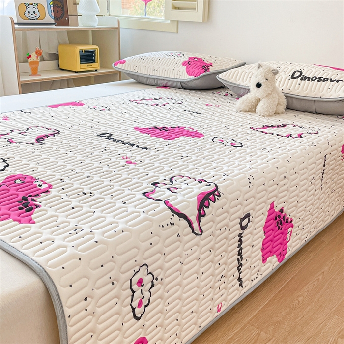 91家纺网 家纺一手货源 找家纺 布卢姆床垫 2025新款A类凉感丝数码印花小版乳胶凉席5mm 小恐龙