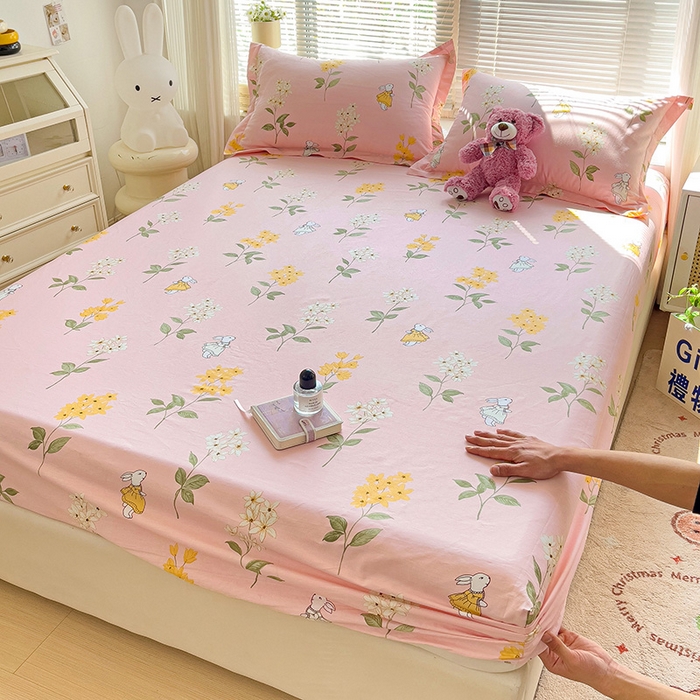 91家纺网 家纺一手货源 找家纺 大柏树 2025新款全棉13376印花四件套系列（可定制）-单床笠 小花兔-粉