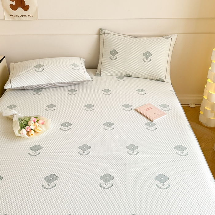 91家纺网 家纺一手货源 找家纺 慕尚家纺 2025新款卡通凉豆豆凉感冰丝席凉席 床笠款-四叶草