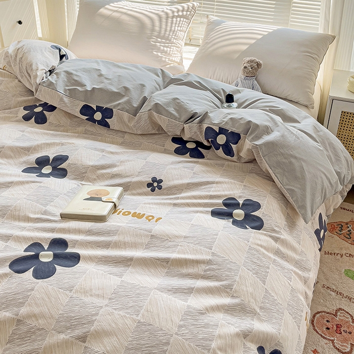 91家纺网 家纺一手货源 找家纺 大柏树 2025新款全棉13376印花四件套系列（可定制）-单被套 熹微