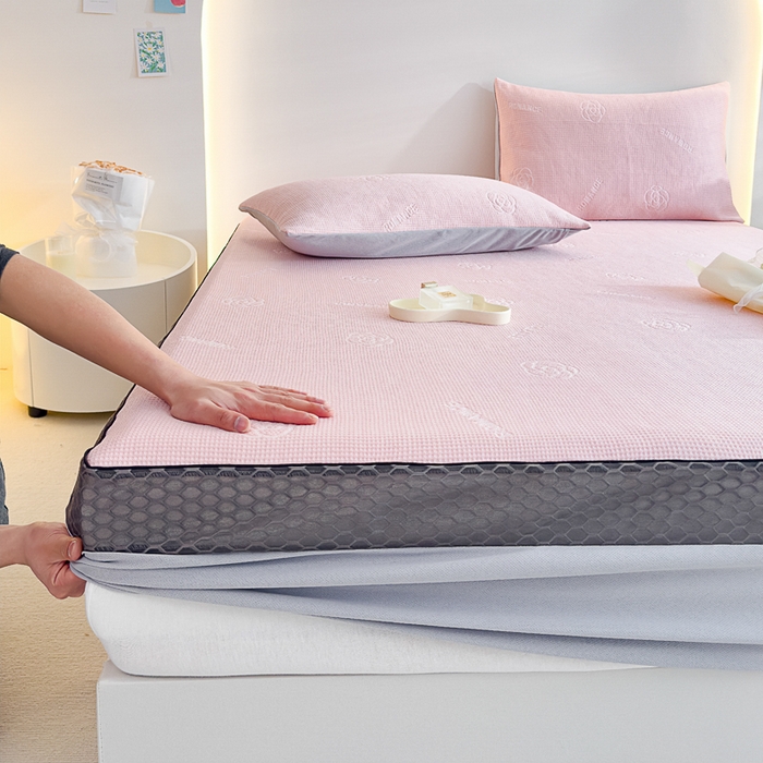 91家纺网 家纺一手货源 找家纺 邦妮家纺 2024新款A类凉感丝床笠凉席床垫30公分内可用 花语-粉