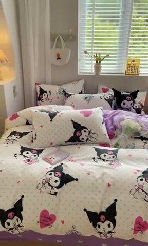 91家纺网 家纺一手货源 找家纺 博雅 2024新款全棉三丽鸥AB版活性印花四件套 甜筒库洛米