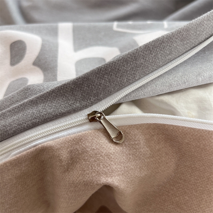 91家纺网 家纺一手货源 找家纺 简约 2025新款全棉四件套活性生态磨毛四件套 小皇冠-米灰