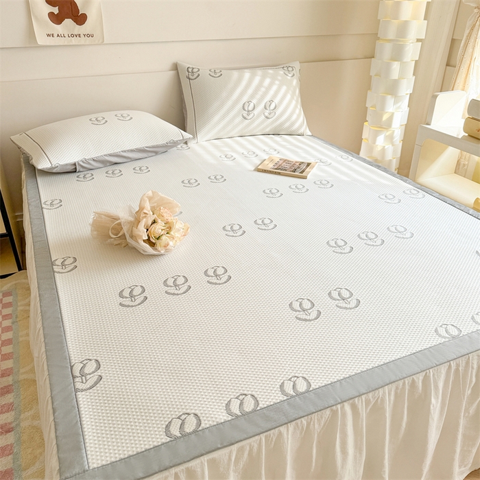 91家纺网 家纺一手货源 找家纺 慕尚家纺 2025新款卡通凉豆豆凉感冰丝席凉席 床席款-芬芳