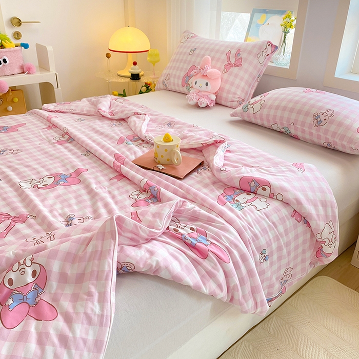 91家纺网 家纺一手货源 找家纺 DS-2025新款儿童卡通三丽鸥正版授权A类针织棉夏被系列 粉格美乐蒂