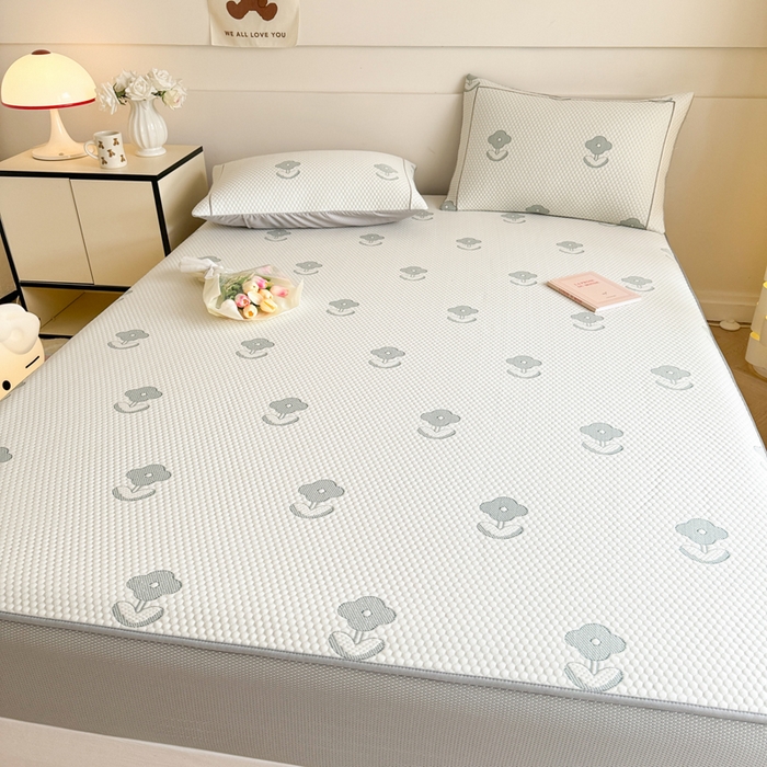 91家纺网 家纺一手货源 找家纺 慕尚家纺 2025新款卡通凉豆豆凉感冰丝席凉席 床笠款-四叶草