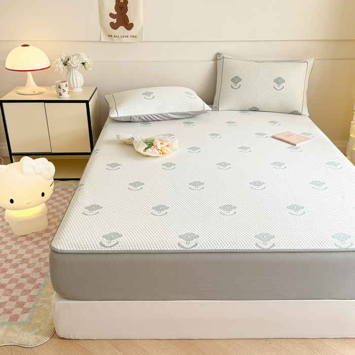 91家纺网 家纺一手货源 找家纺 慕尚家纺 2025新款卡通凉豆豆凉感冰丝席凉席 床笠款-四叶草