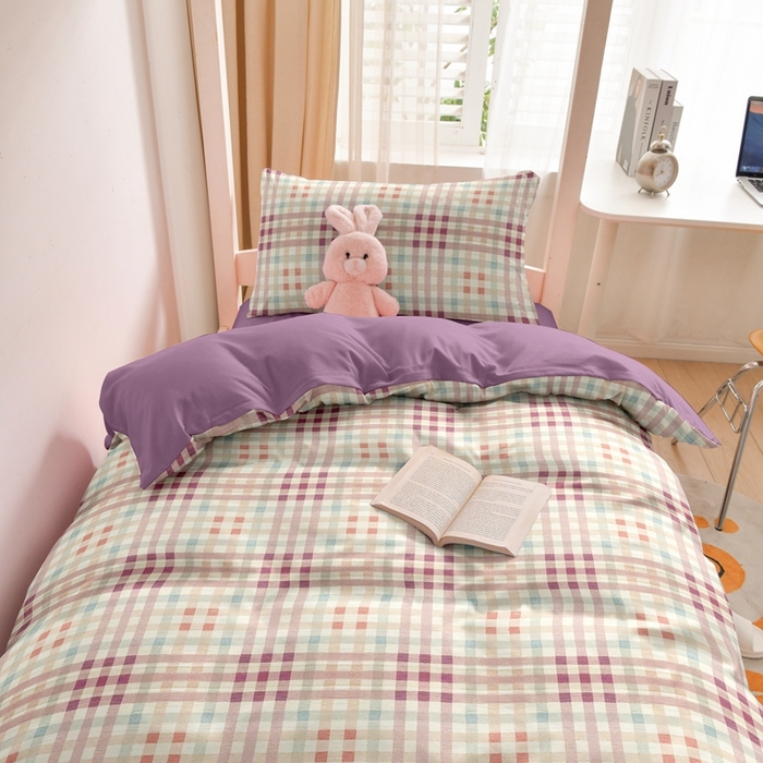 91家纺网 家纺一手货源 找家纺 啊雅家居 床上用品水洗棉印花五件套七件套 日系小格紫