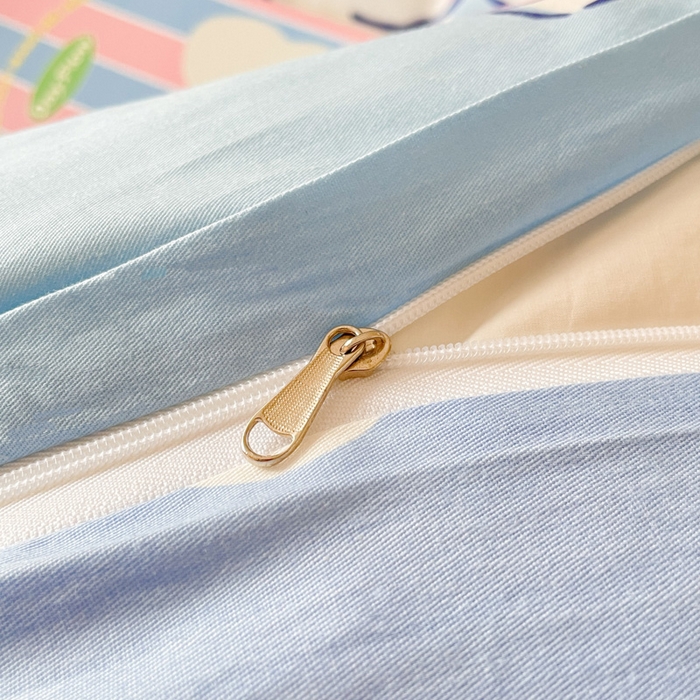 91家纺网 家纺一手货源 找家纺 博雅 2024新款全棉三丽鸥AB版活性印花四件套 甜品玉桂狗