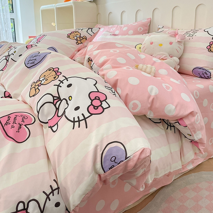 91家纺网 家纺一手货源 找家纺 博雅 2024新款全棉三丽鸥AB版活性印花四件套 小熊kt