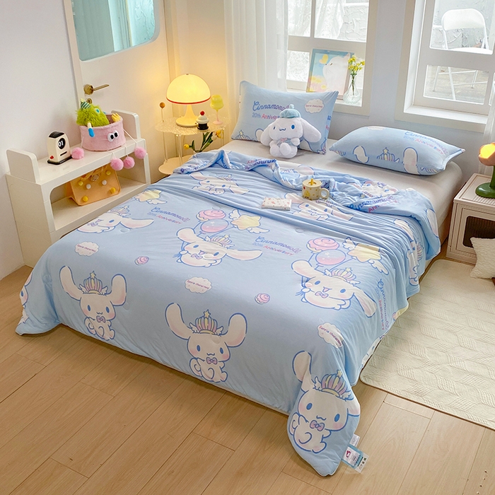 91家纺网 家纺一手货源 找家纺 DS-2025新款儿童卡通三丽鸥正版授权A类针织棉夏被系列 蓝色玉桂狗