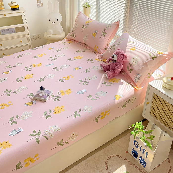 91家纺网 家纺一手货源 找家纺 大柏树 2025新款全棉13376印花四件套系列（可定制）-单床笠 小花兔-粉