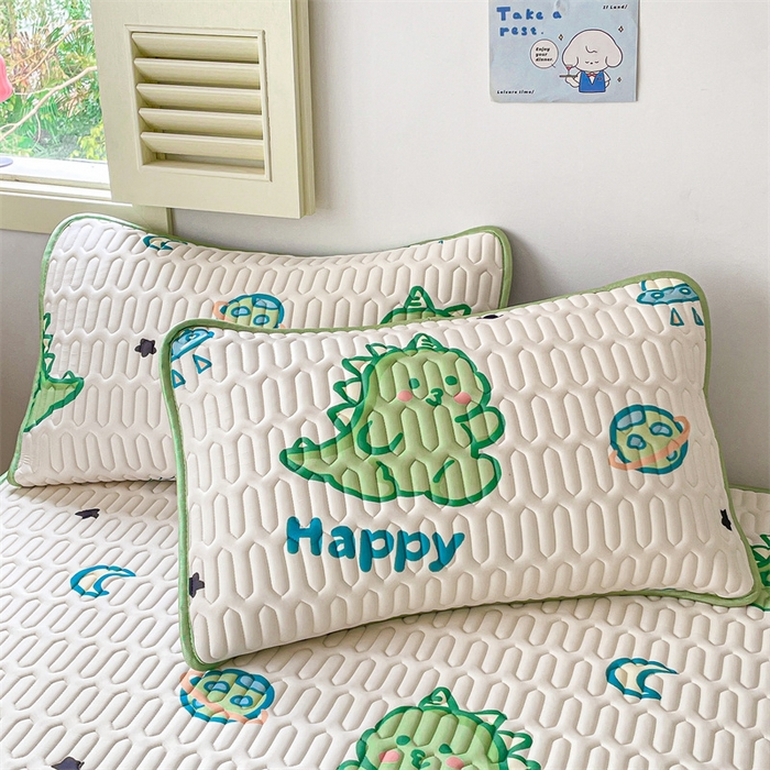 91家纺网 家纺一手货源 找家纺 布卢姆床垫 2025新款A类凉感丝数码印花小版乳胶凉席5mm 可爱恐龙