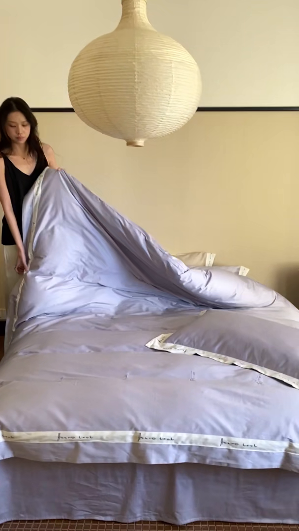 91家纺网 家纺一手货源 找家纺 赫帛 2024新款50s缎纹数码印花长绒棉四件套--钥匙系列 钥匙-浅紫色