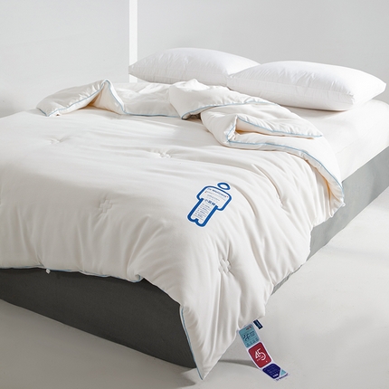 91家纺网 家纺一手货源 找家纺 （总）觉物 2024新款Dr柔丝缎大豆被系列