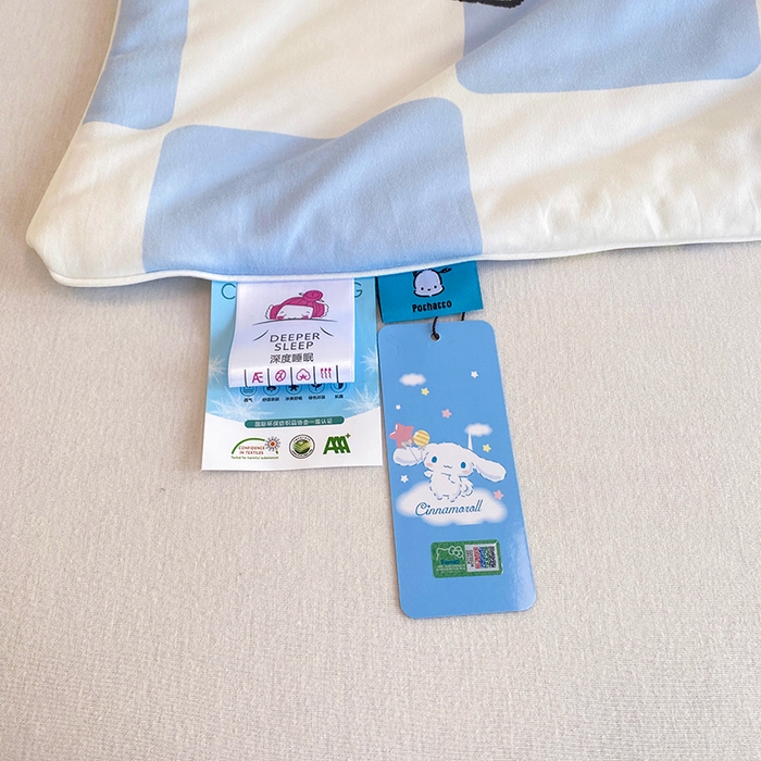 91家纺网 家纺一手货源 找家纺 DS-2025新款儿童卡通三丽鸥正版授权A类针织棉夏被系列 蓝格帕恰狗