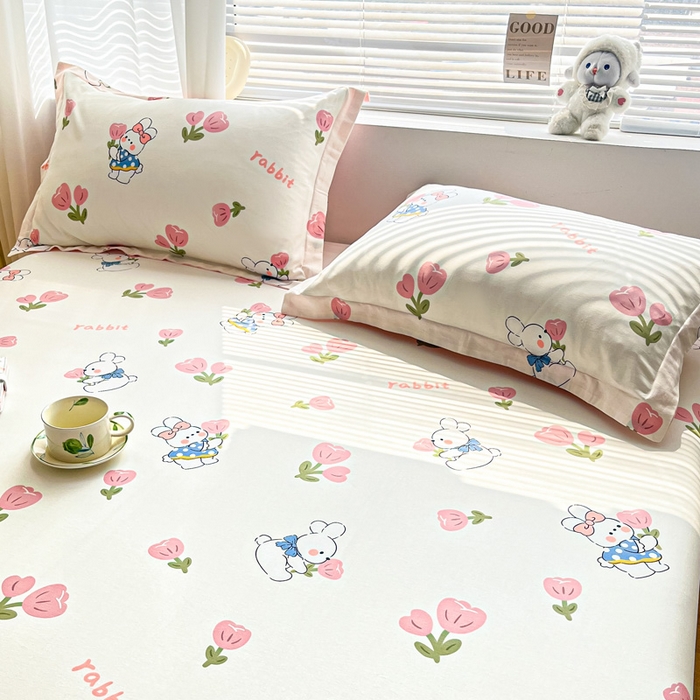 91家纺网 家纺一手货源 找家纺 涵宸家纺 2024新款全棉小清新印花单品套件--单枕套 枕套-花丛兔