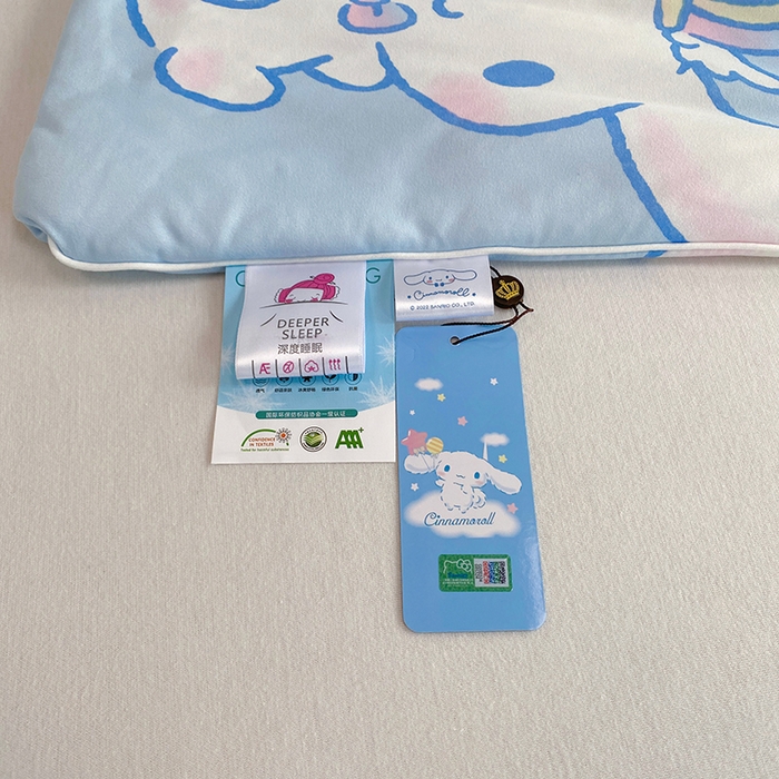 91家纺网 家纺一手货源 找家纺 DS-2025新款儿童卡通三丽鸥正版授权A类针织棉夏被系列 蓝色玉桂狗