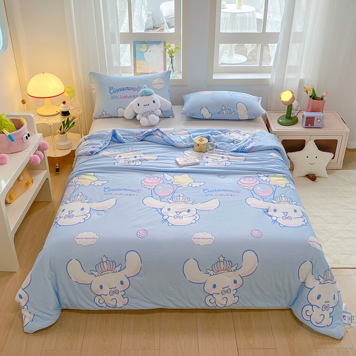 91家纺网 家纺一手货源 找家纺 DS-2025新款儿童卡通三丽鸥正版授权A类针织棉夏被系列 蓝色玉桂狗