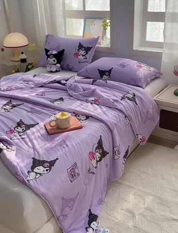 91家纺网 家纺一手货源 找家纺 DS-2025新款儿童卡通三丽鸥正版授权A类针织棉夏被系列 樱桃库洛米