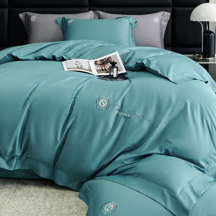 91家纺网 家纺一手货源 找家纺 榻尚家居 2024新款80S长绒棉纯色绣花系列四件套--静谧系列 静谧-蓝