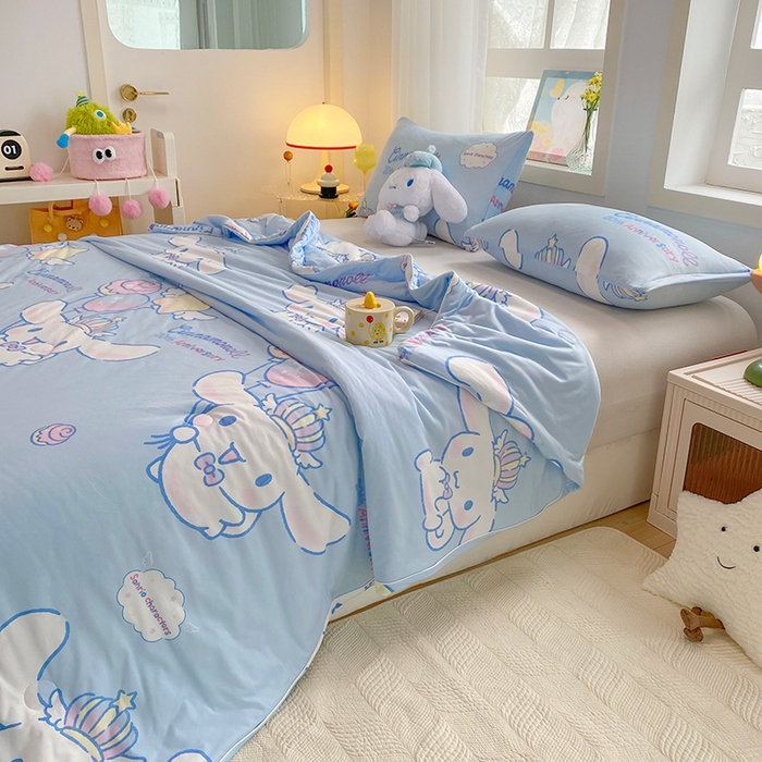 91家纺网 家纺一手货源 找家纺 DS-2025新款儿童卡通三丽鸥正版授权A类针织棉夏被系列 蓝色玉桂狗