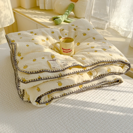 91家纺网 家纺一手货源 找家纺 芯恋 2025新款母婴级全棉皱皱纱双层纱夏被 小柠檬