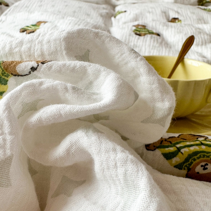 91家纺网 家纺一手货源 找家纺 千朵 2024新款全棉双层纱四件套 毛衣熊绿