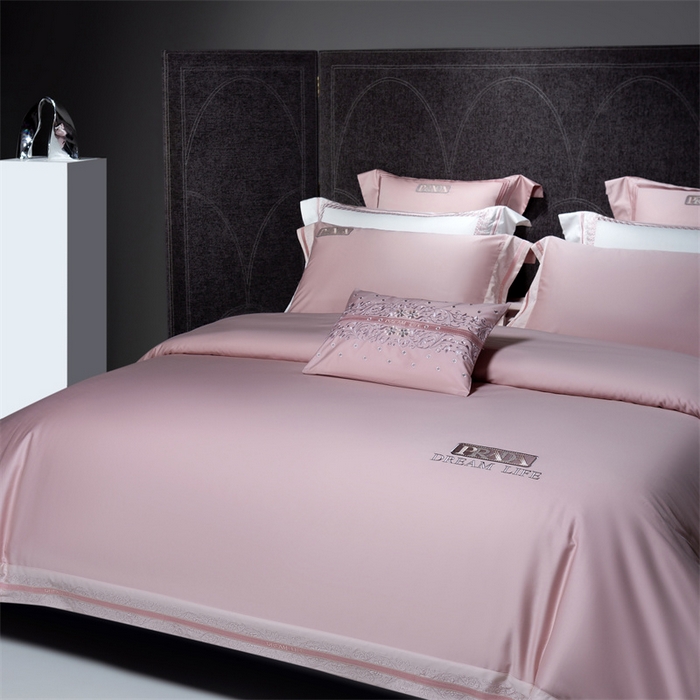 91家纺网 家纺一手货源 找家纺 高大尚婚庆馆  2025春夏新品长绒棉高端绣花四件套-卡洛拉 卡洛拉-落樱粉