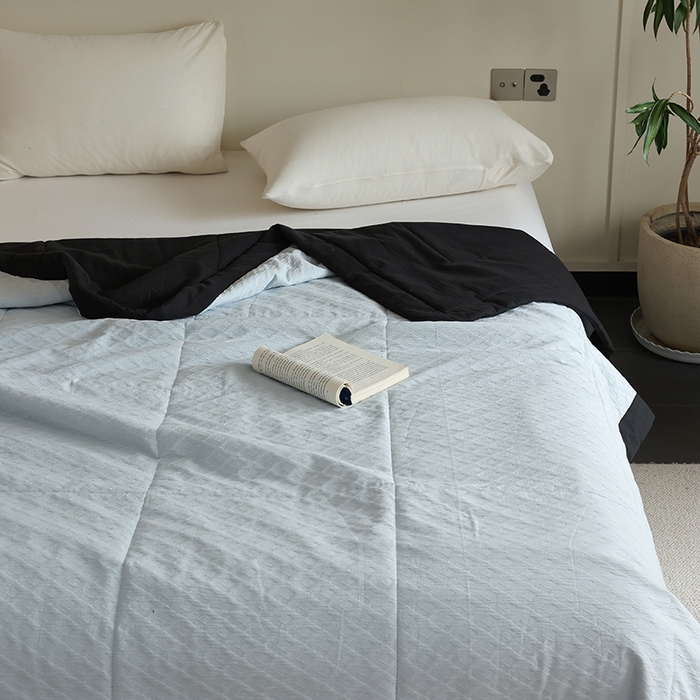 91家纺网 家纺一手货源 找家纺 （总）觉物 2024新款肌理凉感水洗抗菌夏被