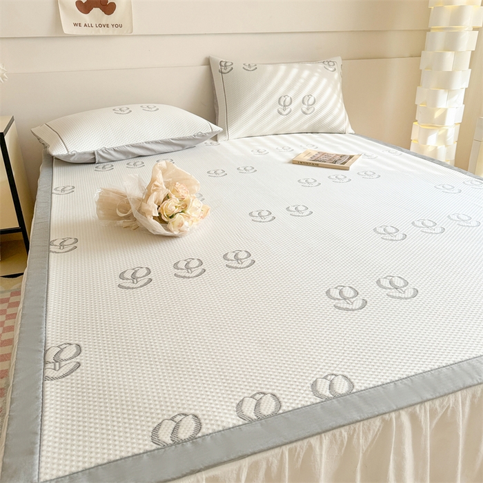 91家纺网 家纺一手货源 找家纺 慕尚家纺 2025新款卡通凉豆豆凉感冰丝席凉席 床席款-芬芳