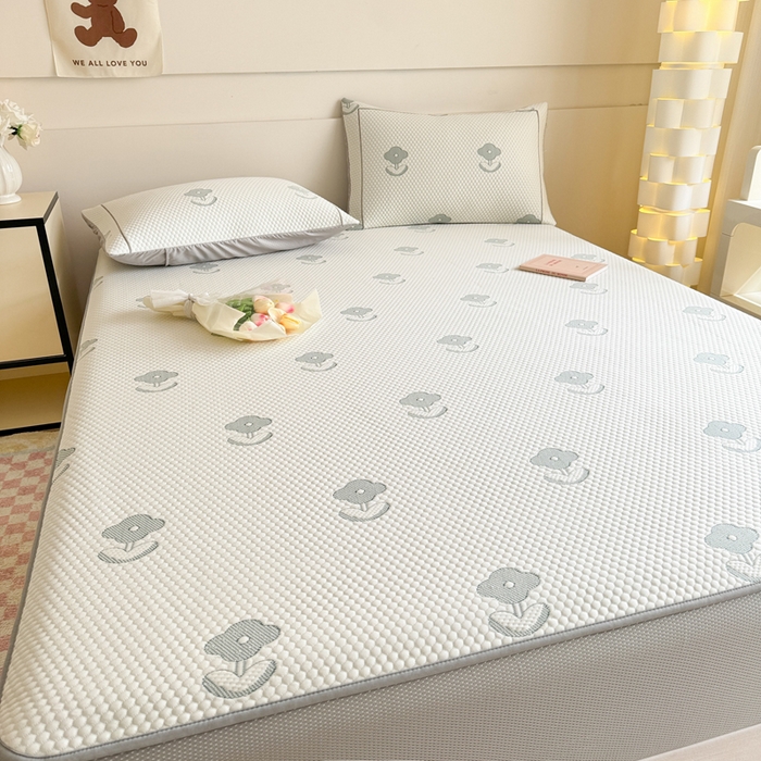 91家纺网 家纺一手货源 找家纺 慕尚家纺 2025新款卡通凉豆豆凉感冰丝席凉席 床笠款-四叶草