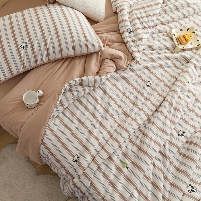 91家纺网 家纺一手货源 找家纺 米洛贝伊 2024新款糯糯云眠被 熊猫树-咖