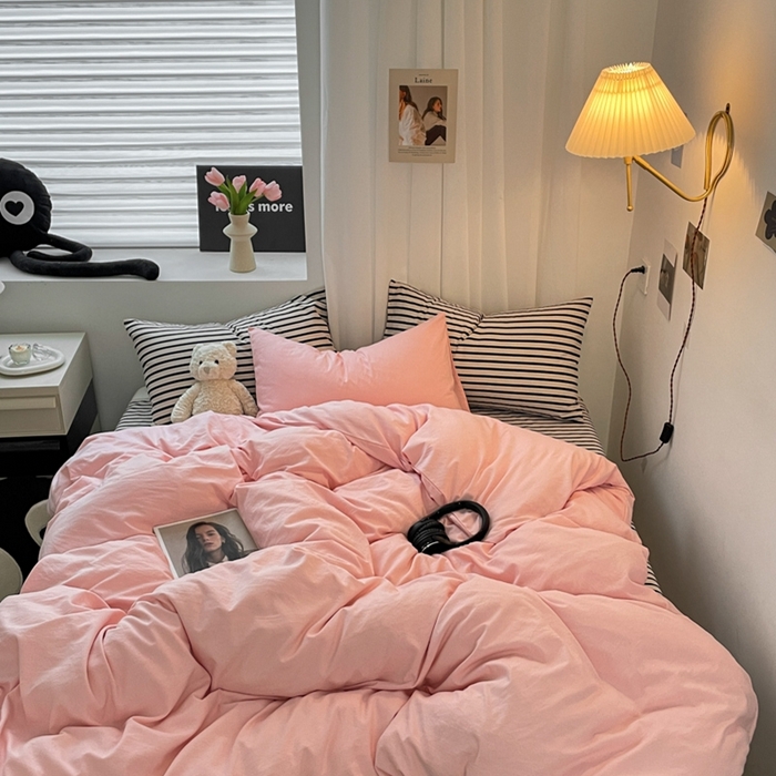 91家纺网 家纺一手货源 找家纺 耀达家居 2024新款ins 纯色双拼条纹水洗棉四件套 奶油粉