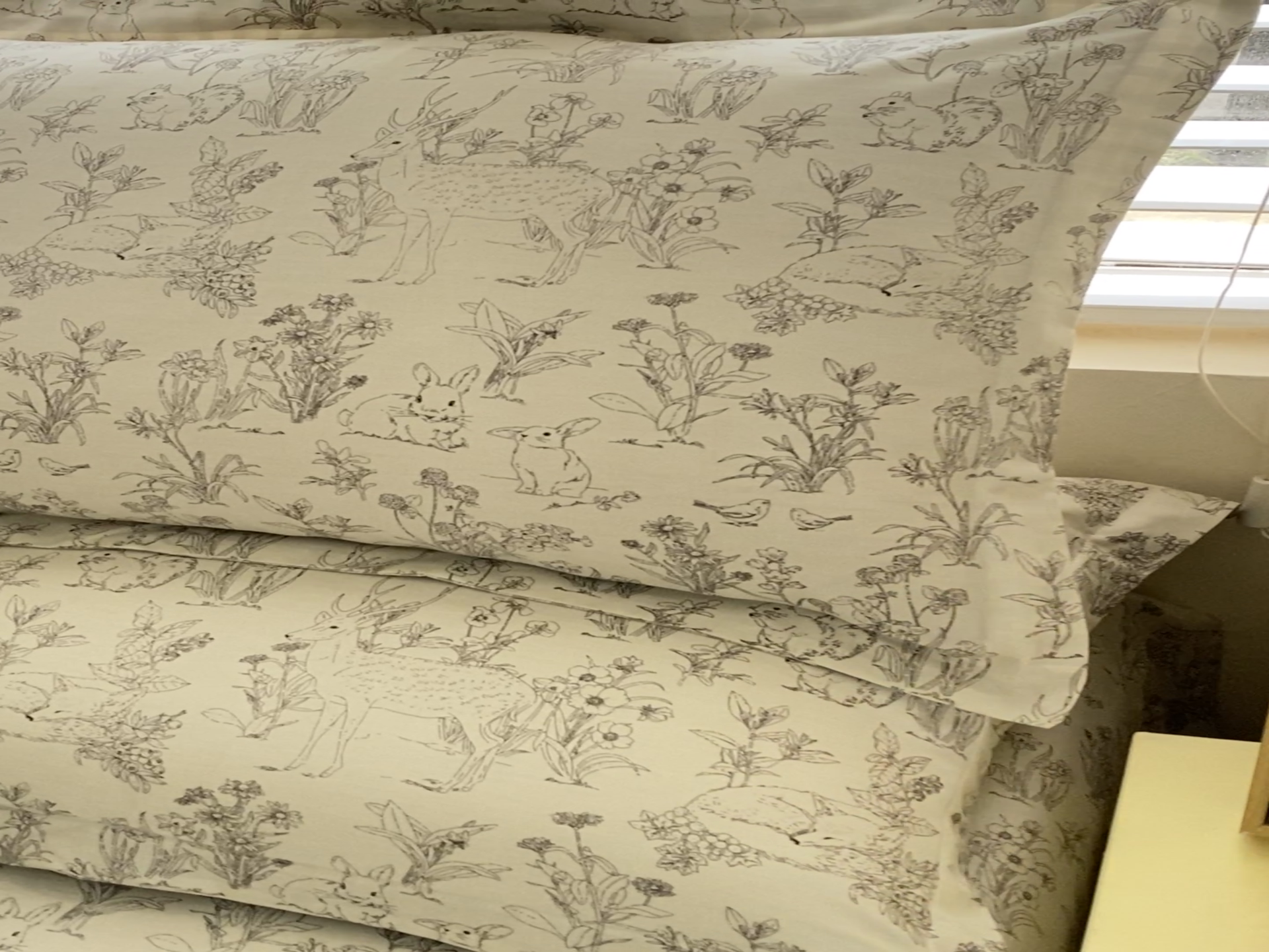 91家纺网 家纺一手货源 找家纺 宝齐莱家纺 2024新款13372全棉印花系列单品枕套 动物之森