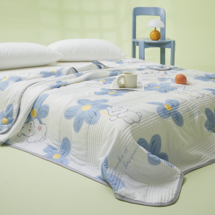 91家纺网 家纺一手货源 找家纺 LIFE.丽芙 2024年新品韩式风凉感丝夏被-跑量 邻家小兔