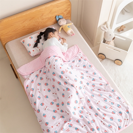 91家纺网 家纺一手货源 找家纺 （总）艾佳宝贝 2024春夏豆豆针织儿童多功能安抚被宝宝拍拍被