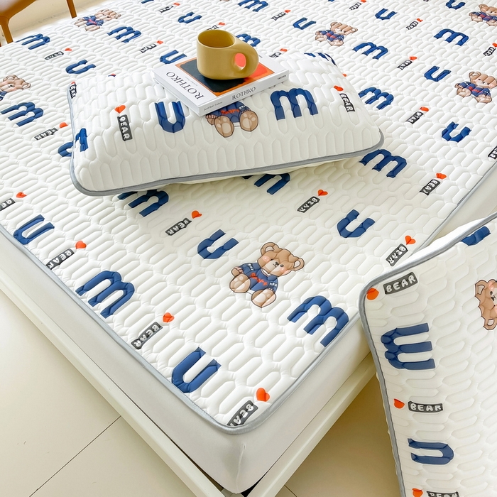 91家纺网 家纺一手货源 找家纺 LIFE.丽芙 2024新款凉感丝乳胶枕套印花款图片二 妙妙熊