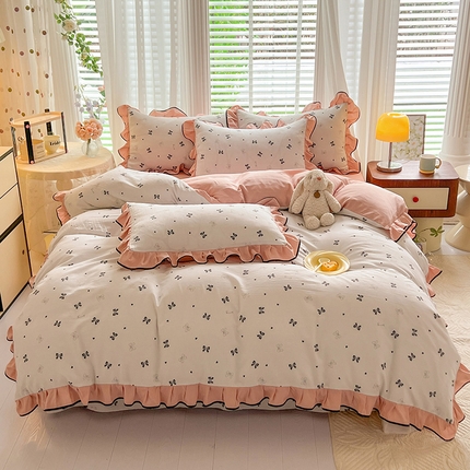 91家纺网 家纺一手货源 找家纺 2024年新款 1有氧提花时尚花边款泡泡棉四件套 蝴蝶结