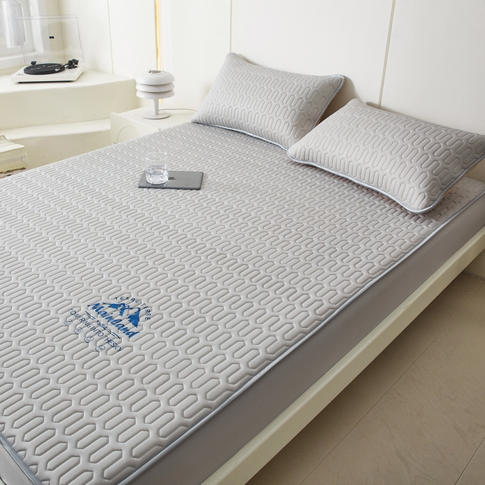 91家纺网 家纺一手货源 找家纺 LIFE.丽芙 2024新款乳胶凉席素色-富士山烫画床笠款 珍珠灰