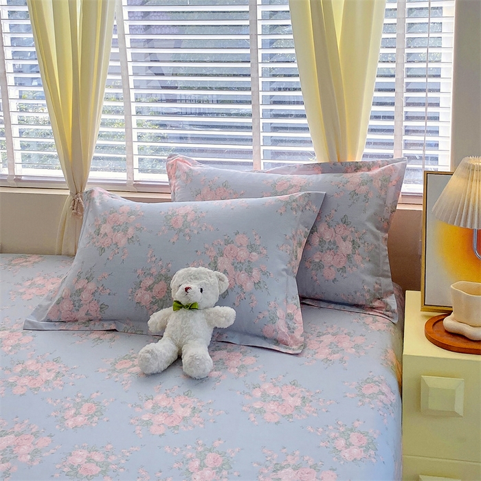 91家纺网 家纺一手货源 找家纺 宝齐莱家纺 2024新款13372全棉印花系列单品枕套 莫奈花园-兰