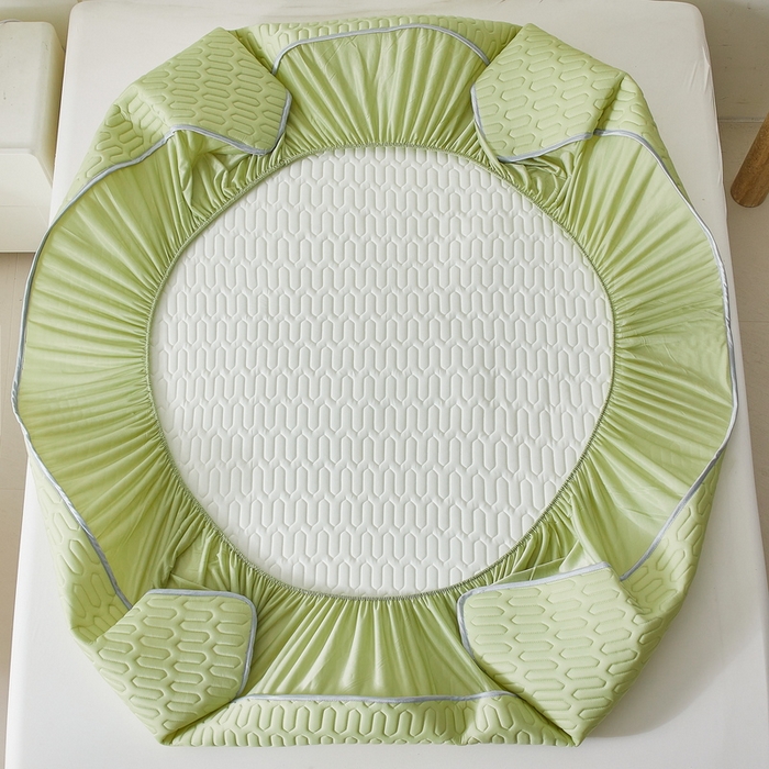 91家纺网 家纺一手货源 找家纺 LIFE.丽芙 2024新款乳胶凉席素色-富士山烫画床笠款 豆绿