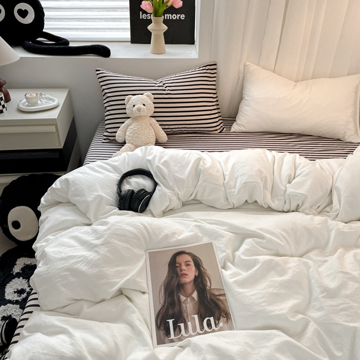 91家纺网 家纺一手货源 找家纺 耀达家居 2024新款ins 纯色双拼条纹水洗棉四件套 奶白