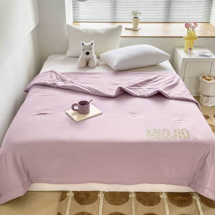 91家纺网 家纺一手货源 找家纺 （总）梦恬佳  2024新款泡泡纱羽丝棉夏被